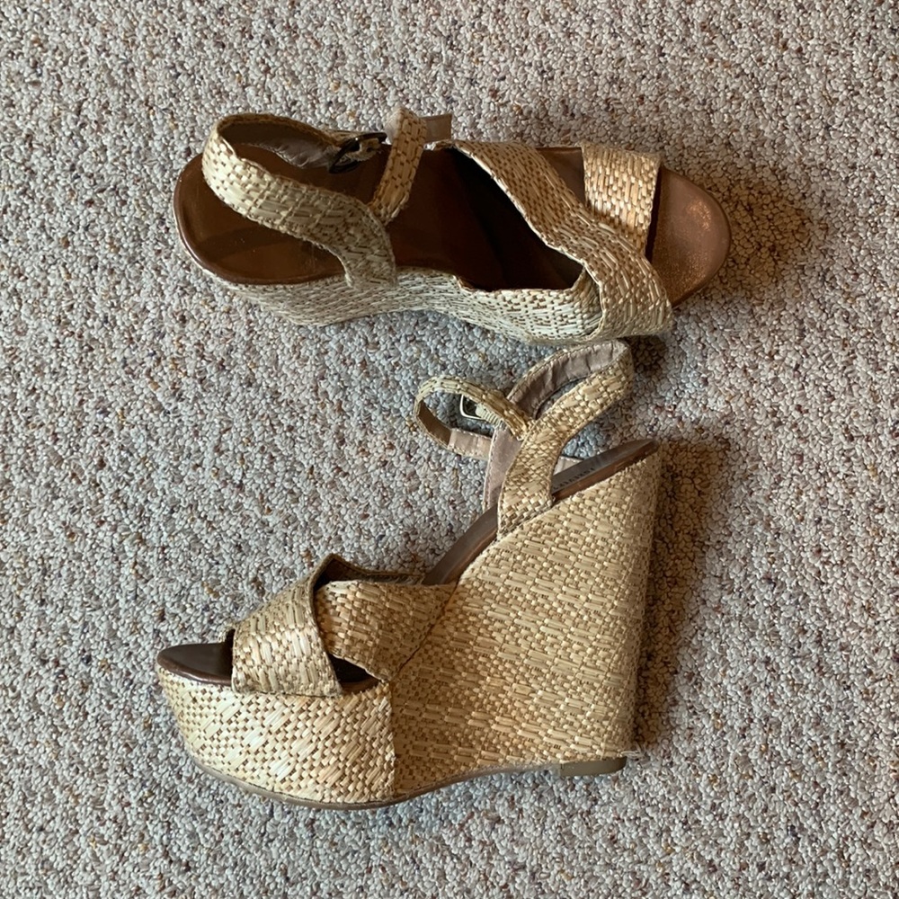 Forever 21 Easty wicker/jute/textile wedges